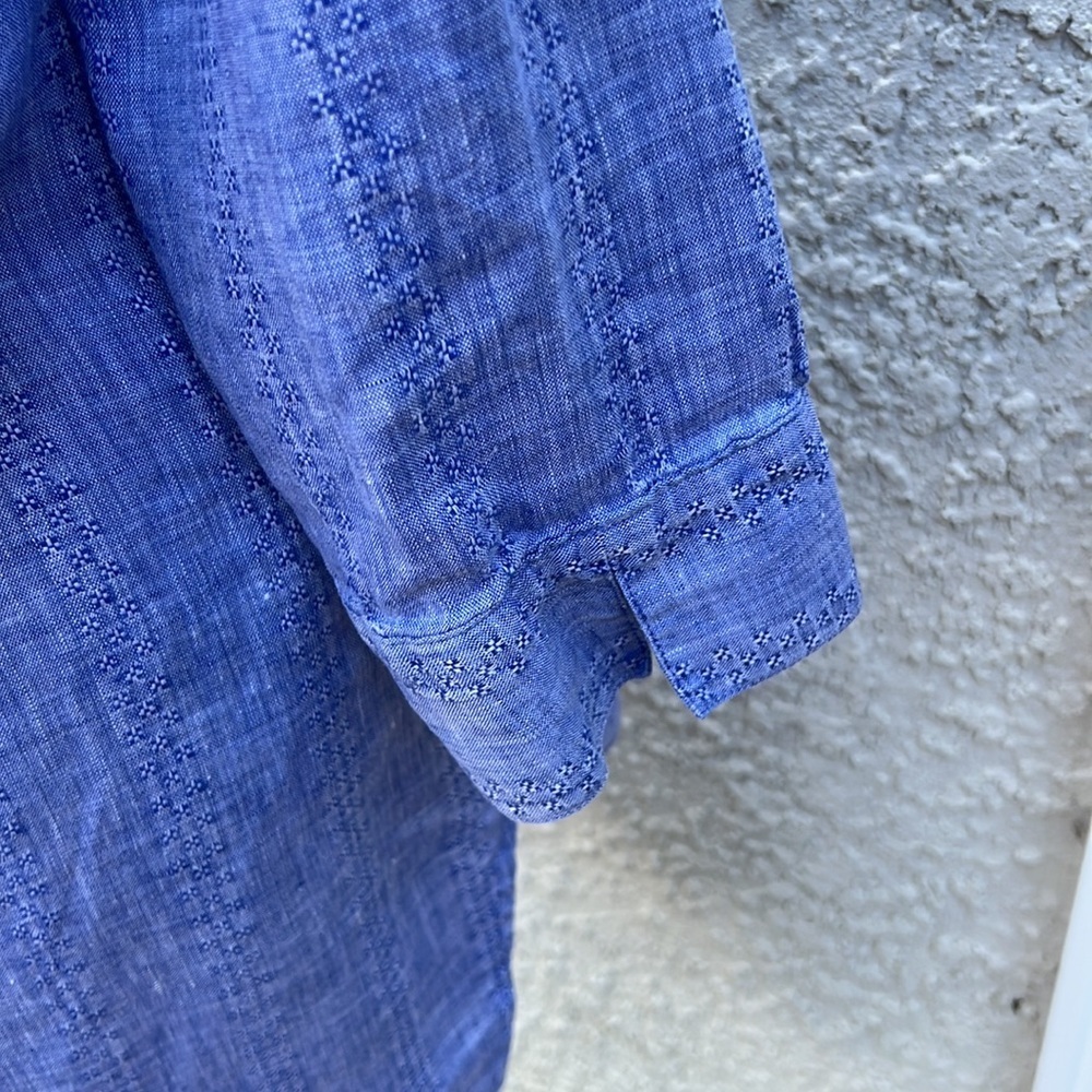 Chico's Chambray Linen Button up Tunic Top Women's Size 0/XS//4-6 - Picture 5 of 9